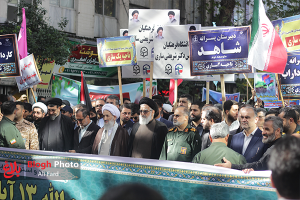 ۱۳ آبان همراه با شور استکبار ستیزی دانش آموزان ساروی