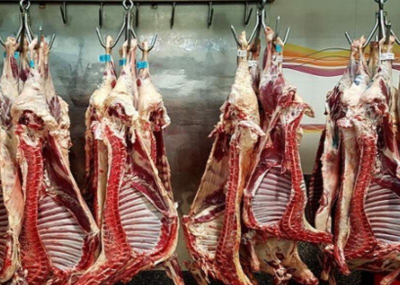 گوشت قرمز در دیگ گرانی