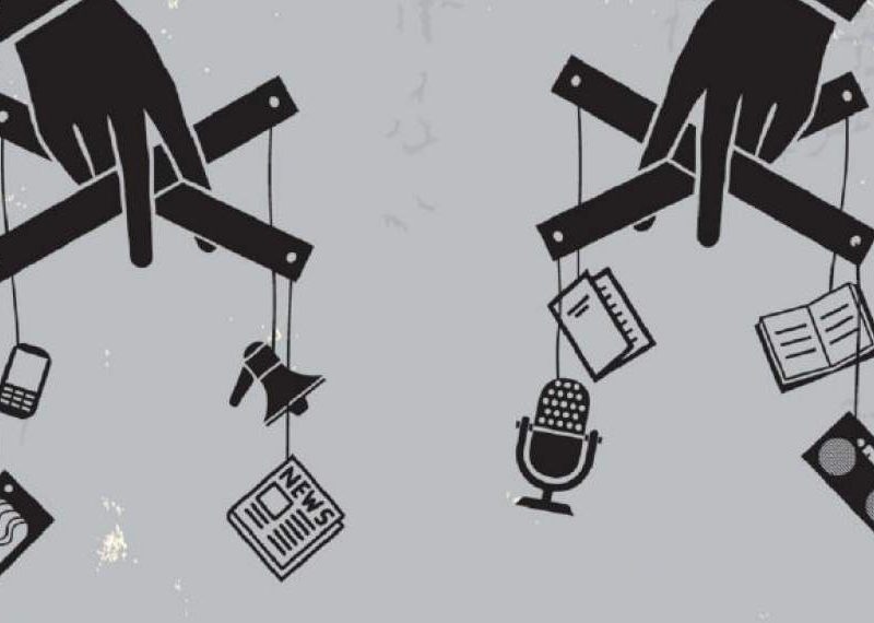 آسیب بمب‌های رسانه‌ای دشمن